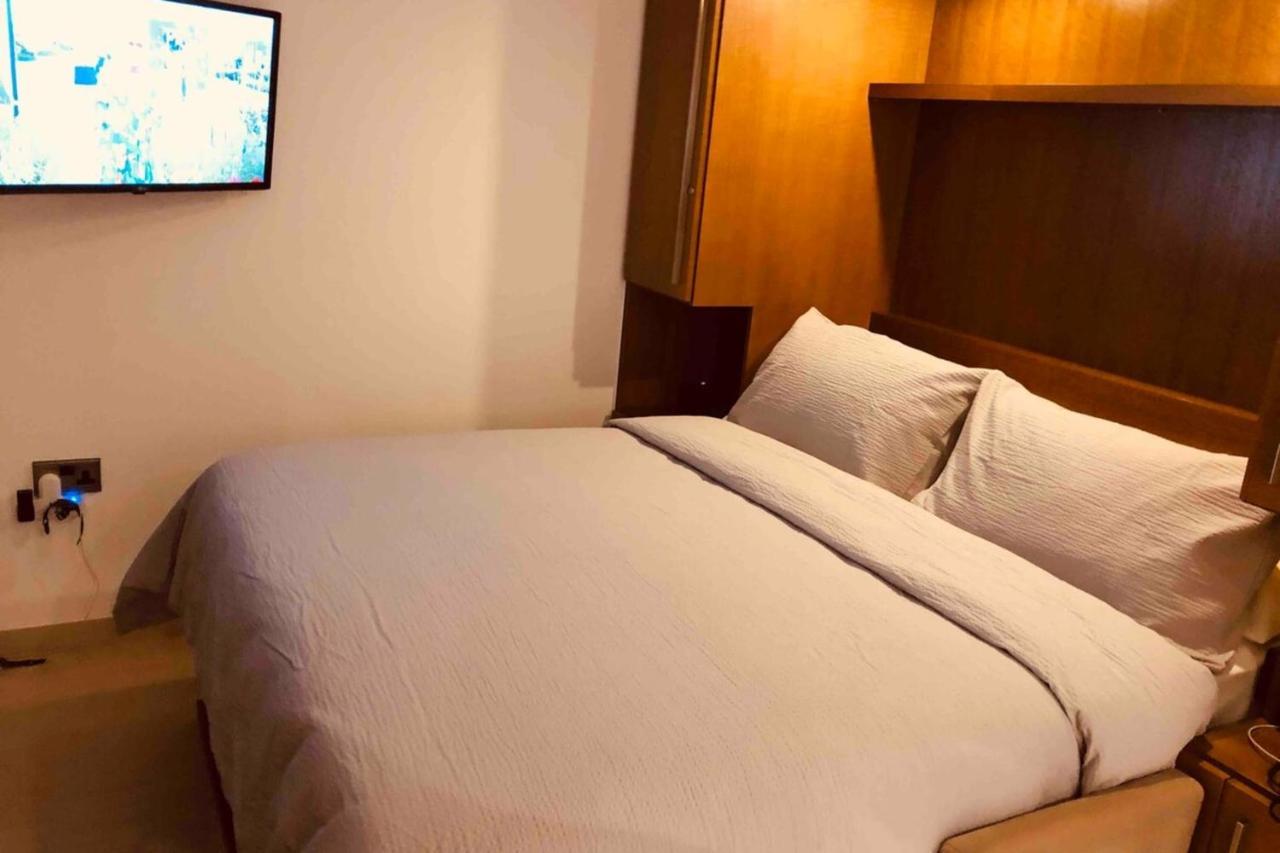 Westone Suite710-Hosted By Sweetstay Gibraltar Exterior photo